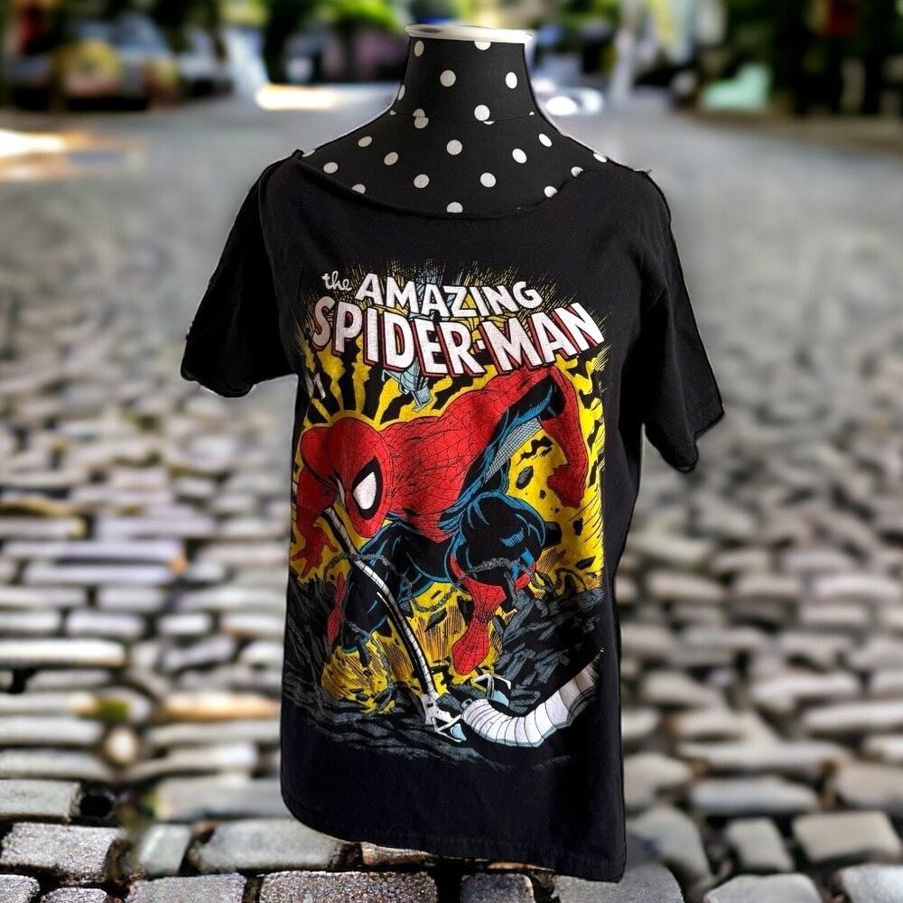 Marvel Womens Tee Sz S Cut Out Neck Spider-Man Black Cartoon‎ Comic Shirt Top